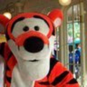 Meet your Posher, Thomas